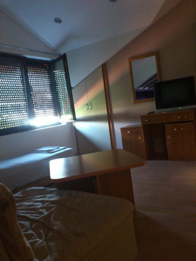 Ivanoski Studios And Guest Rooms Ohri Oda fotoğraf