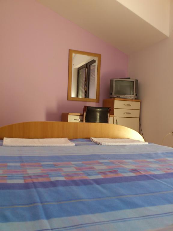 Ivanoski Studios And Guest Rooms Ohri Oda fotoğraf